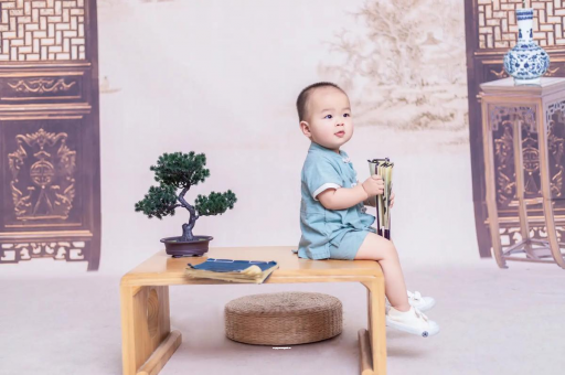 大丰1岁宝宝走路